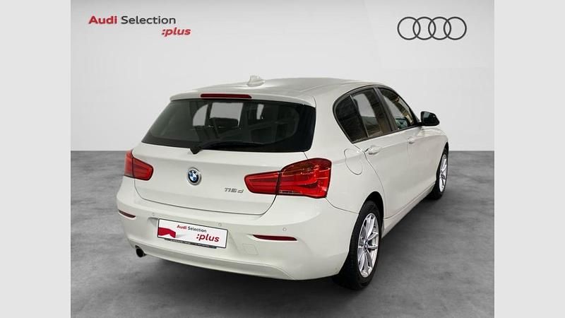 Usado BMW 116 116 CV (85 kW) 2018 Alpinweiß (sólido) Utilitario