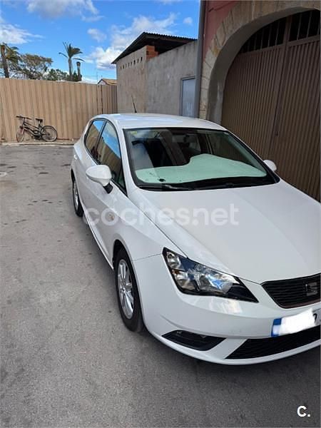Usado Seat Ibiza SC Crono 90 CV (66 kW) 2016 Blanco Utilitario