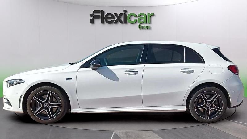 Usado Mercedes A250 220 CV (161 kW) 2021 Blanco Berlina