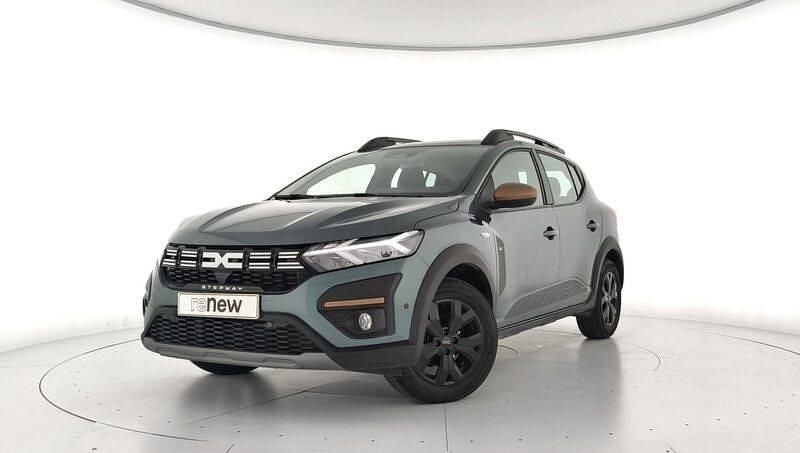 Verde Usado 2025 Dacia Sandero Extreme Berlina | 16.790 € (Precio justo) - Imagen 1/4