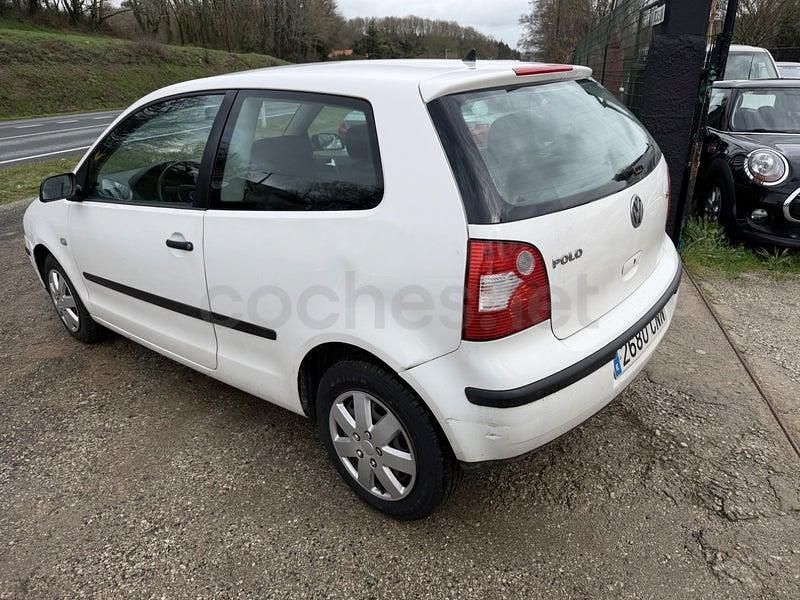 Usado VW Polo Match 64 CV (47 kW) 2003 Blanco Berlina