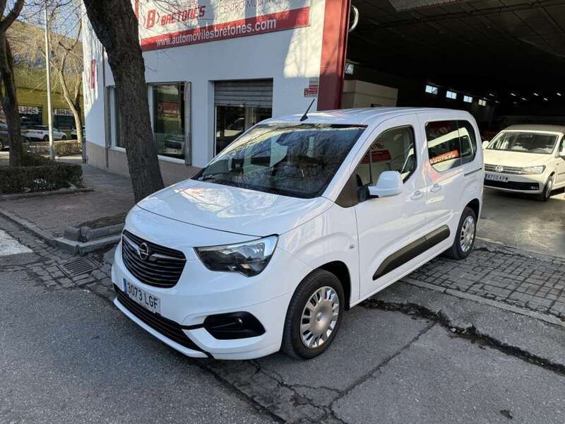Blanco Usado 2020 Opel Combo Life Expression Monovolumen | 15.700 € (Un poco caro) - Imagen 1/4