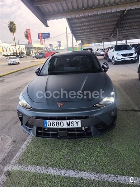 Gris / plata Usado 2024 Cupra Leon VZ Familiar | 39.500 € - Imagen 1/4