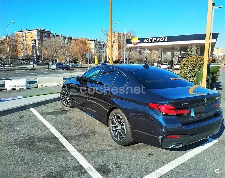 Usado BMW 520 Comfort Edition 190 CV (139 kW) 2021 Azul Berlina