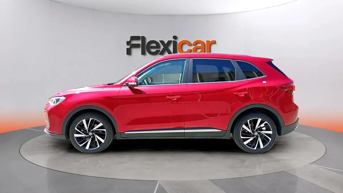Usado MG ZS Luxury 197 CV (144 kW) 2025 Rojo SUV