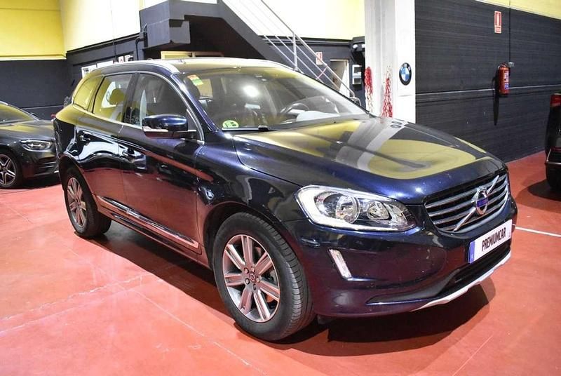 Usado Volvo XC60 Summum 150 CV (110 kW) 2015 Azul SUV