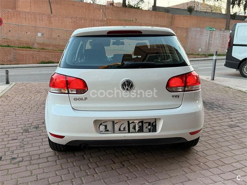 Usado VW Golf VII Advance 105 CV (77 kW) 2012 Blanco Berlina