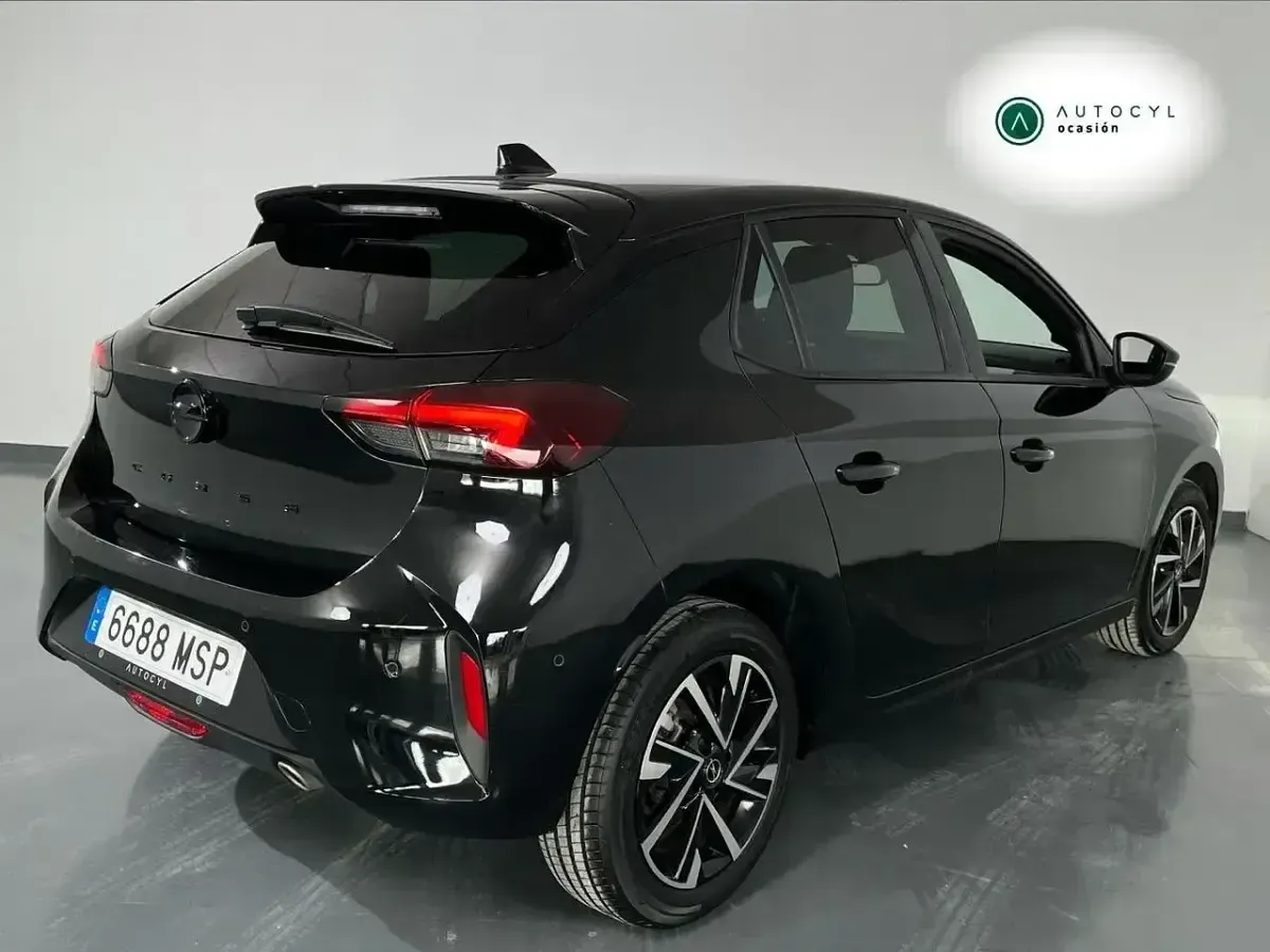 Usado Opel Corsa 100 CV (73 kW) 2024 Negro Berlina