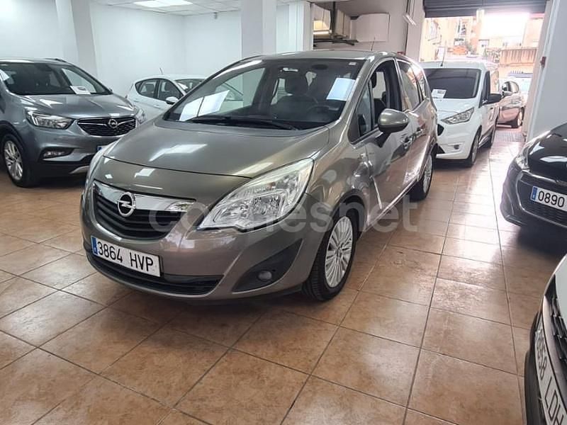 Usado Opel Meriva Excellence 140 CV (102 kW) 2014 Beige Monovolumen