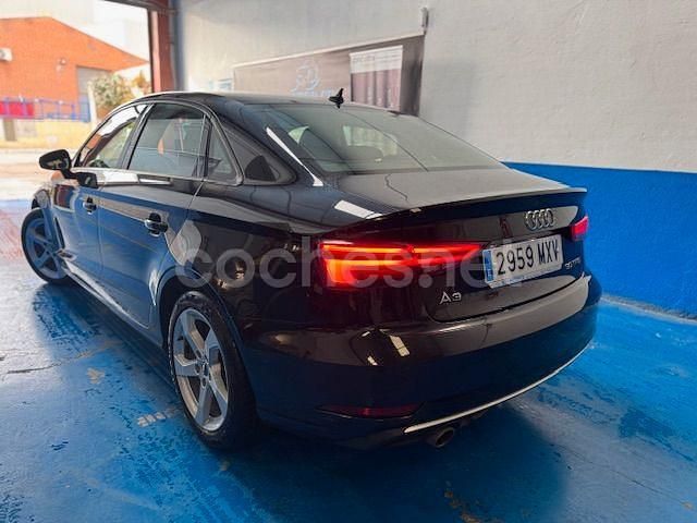 Usado Audi A3 116 CV (85 kW) 2020 Negro Berlina