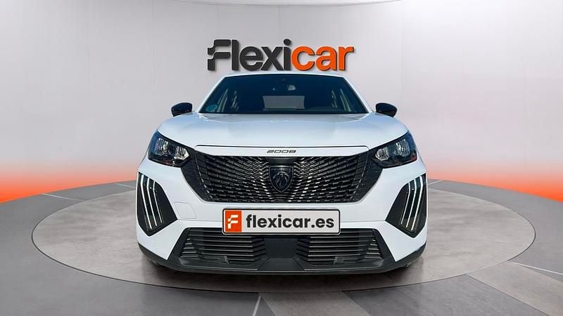 Usado Peugeot 2008 Active 101 CV (74 kW) 2023 Blanco SUV