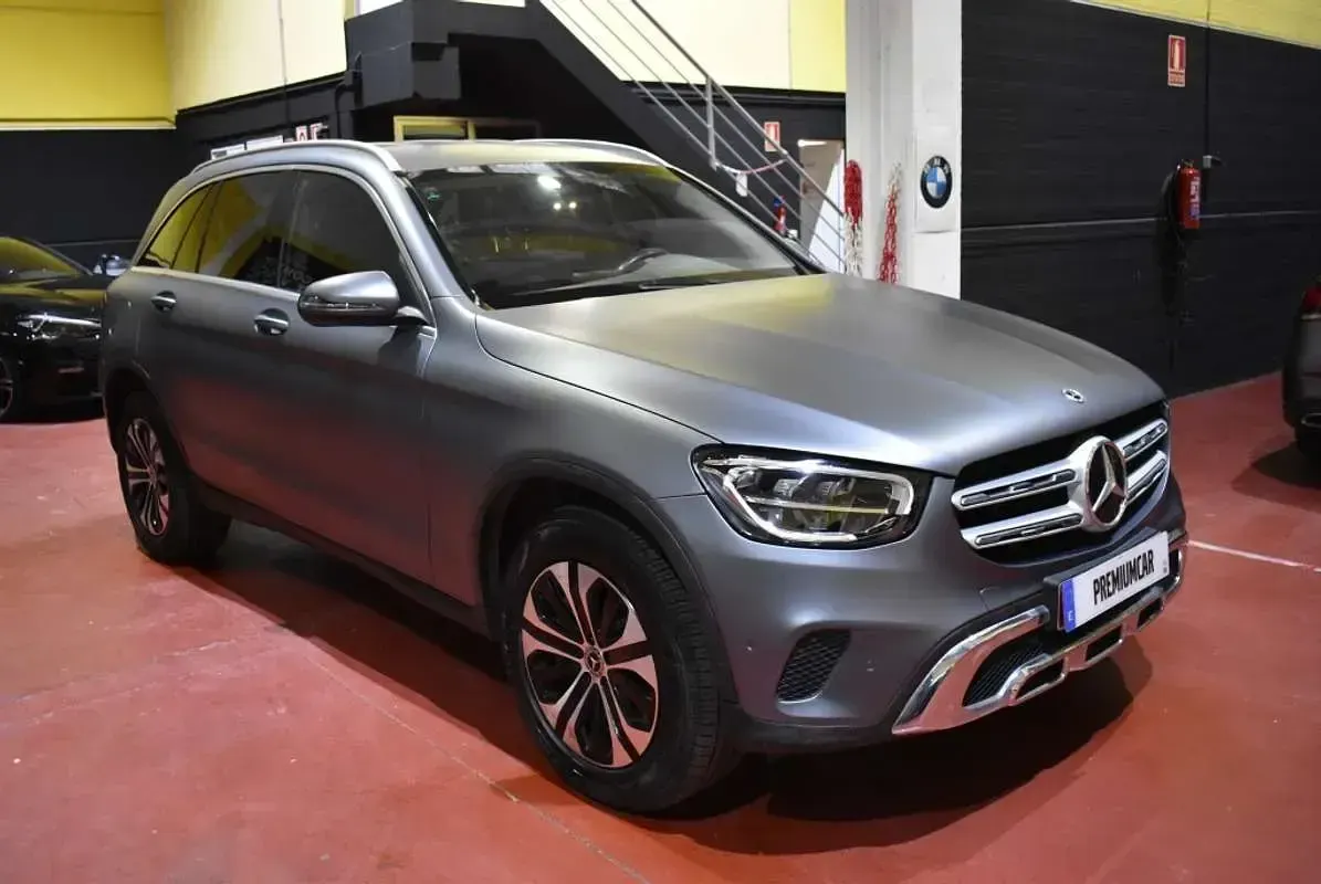 Usado Mercedes GLC300 321 CV (236 kW) 2022 Gris SUV