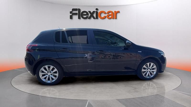 Usado Peugeot 308 Access 110 CV (80 kW) 2018 Azul Utilitario