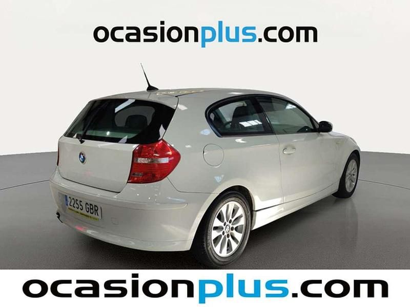 Usado BMW 116 122 CV (89 kW) 2008 Blanco Utilitario