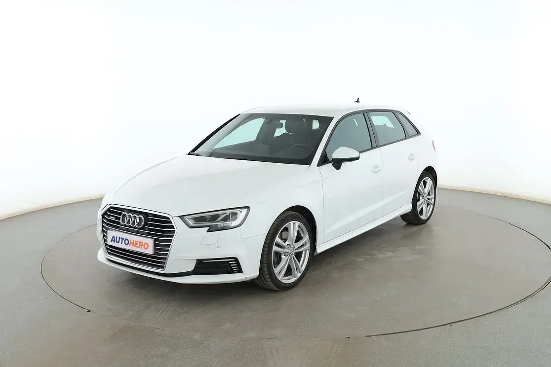 Usado Audi A3 Sportback e-tron Sport 204 CV (150 kW) 2020 Utilitario