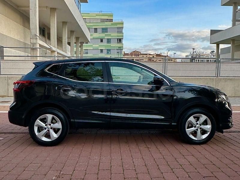 Usado Nissan Qashqai Acenta 115 CV (84 kW) 2018 Negro SUV