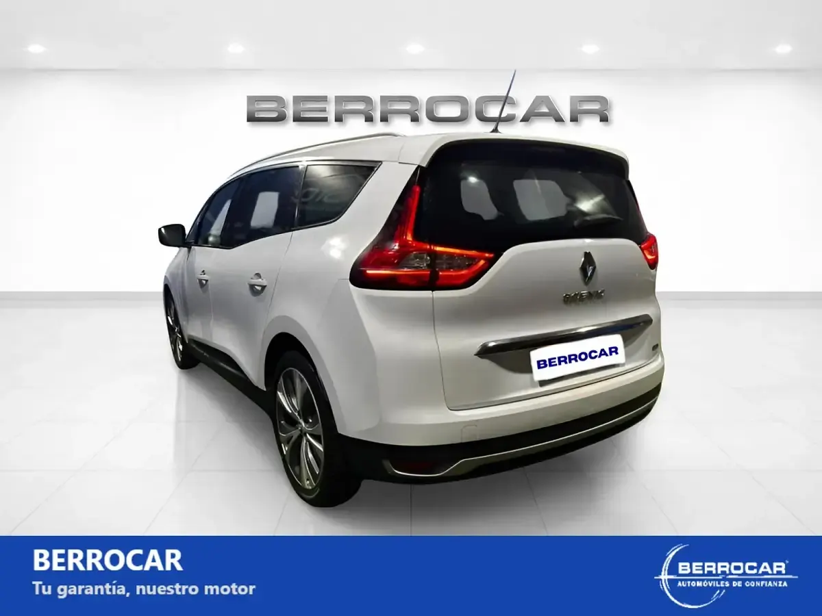 Usado Renault Scénic IV Zen 110 CV (80 kW) 2018 Blanco Monovolumen