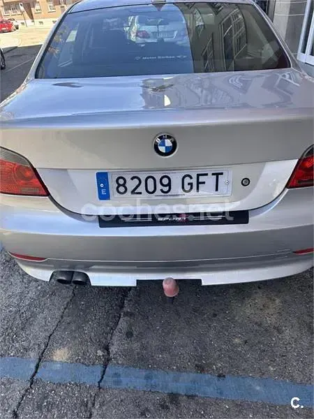 Usado BMW 520 170 CV (125 kW) 2004 Gris / plata Berlina