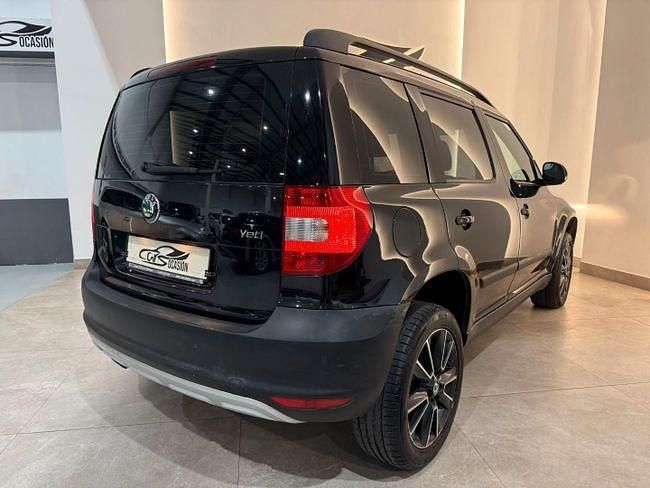 Usado Skoda Yeti Ambition 105 CV (77 kW) 2012 Negro SUV