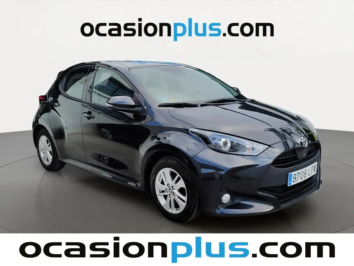 Usado Toyota Yaris Edition 125 CV (91 kW) 2021 Negro Utilitario