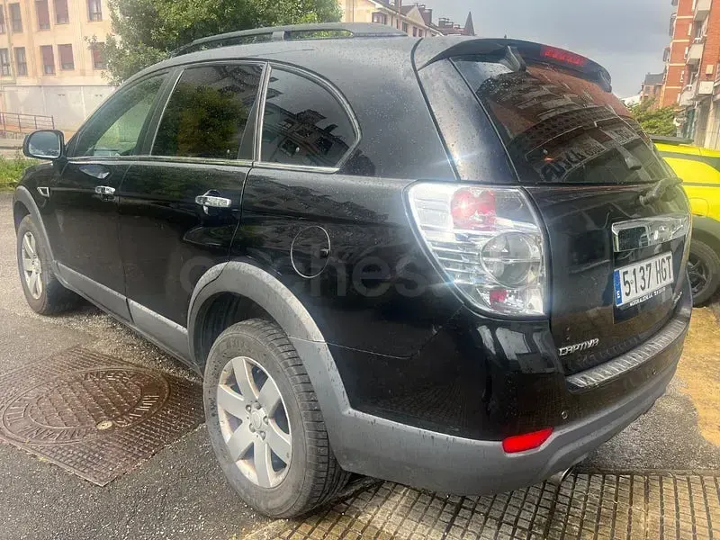 Usado Chevrolet Captiva LT 163 CV (119 kW) 2012 Negro SUV