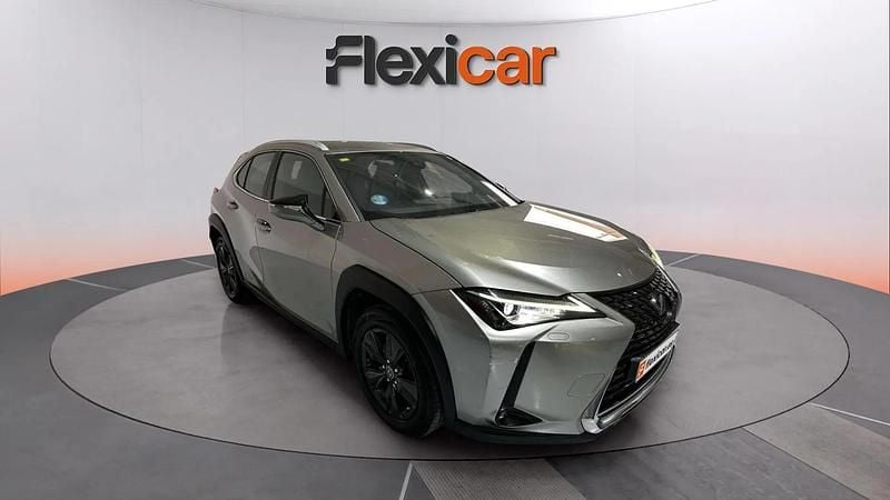 Usado Lexus UX Business Edition 184 CV (135 kW) 2020 Beige SUV