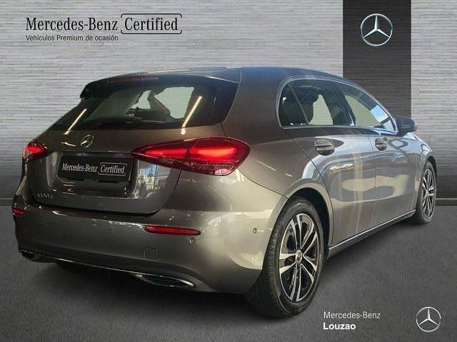 Usado Mercedes A180 Progressive 116 CV (85 kW) 2024 Gris montaña