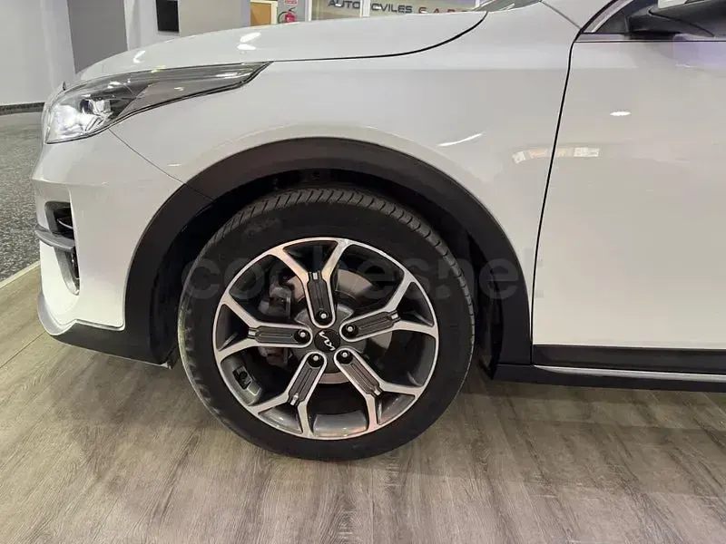 Usado Kia XCeed 160 CV (117 kW) 2022 Blanco SUV