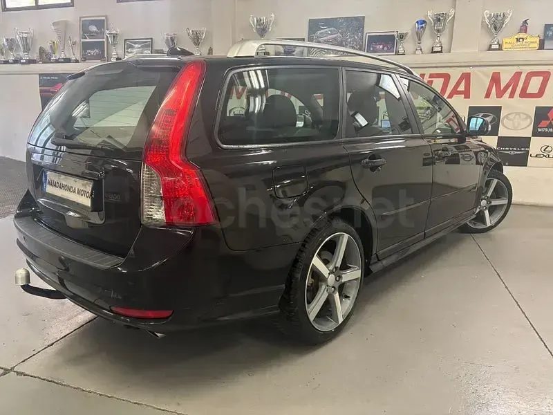 Usado Volvo V50 R-Design 150 CV (110 kW) 2012 Negro Familiar