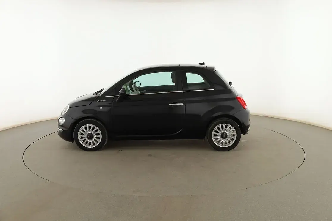 Usado Fiat 500 Dolcevita 70 CV (51 kW) 2021 Negro Berlina