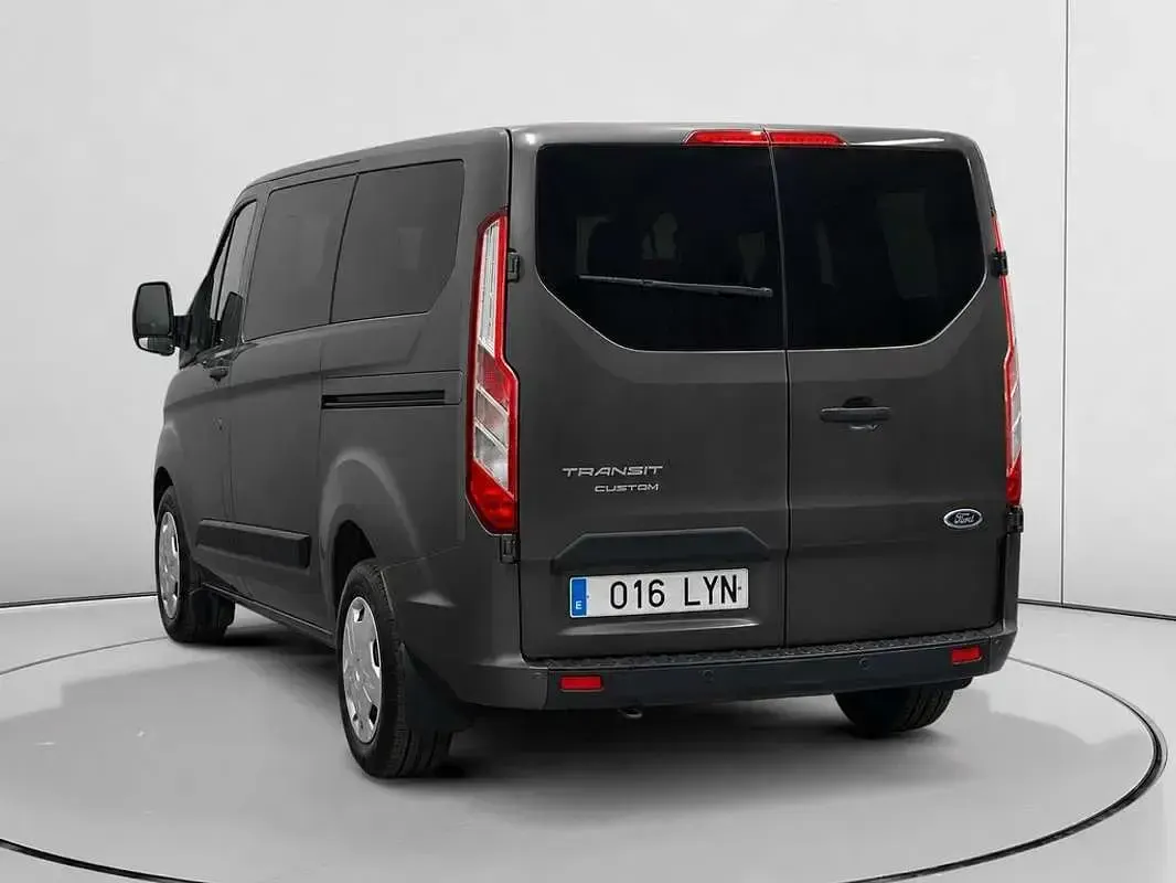 Usado Ford Transit Custom Trend 131 CV (96 kW) 2022 Gris Familiar