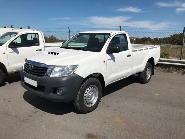 Usado Toyota HiLux 144 CV (105 kW) 2015 Blanco Pickup/Camioneta