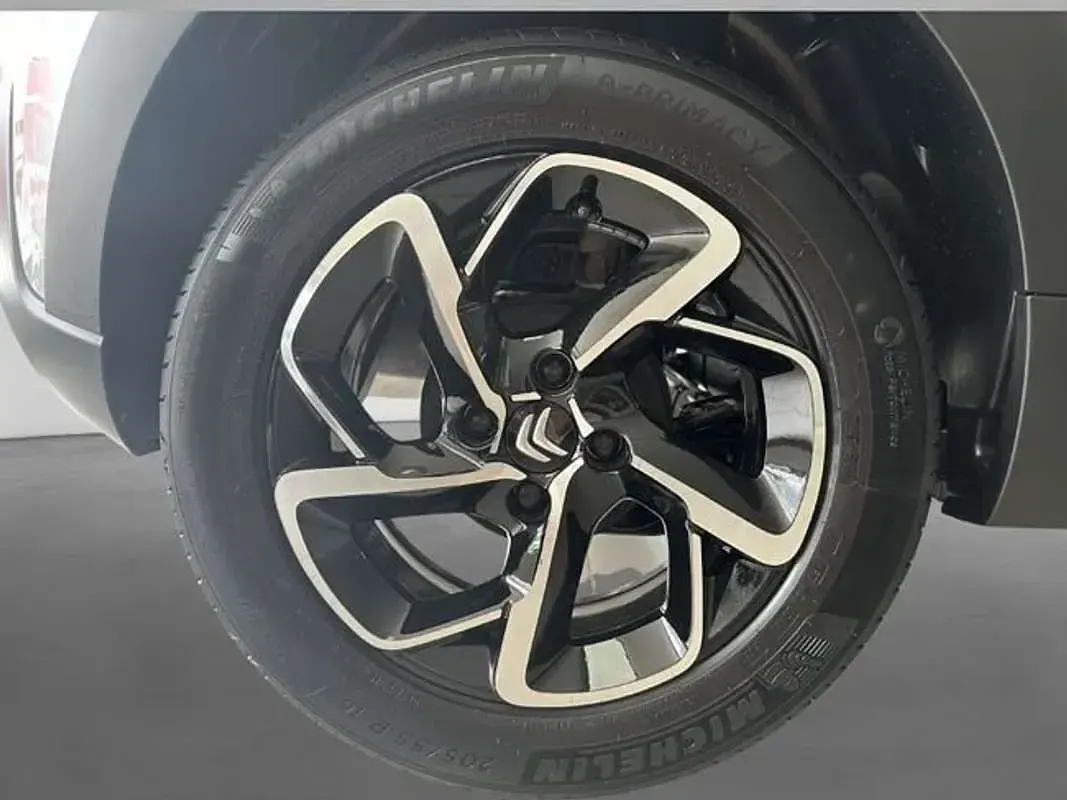 Usado Citroën C3 PureTech 83 CV (61 kW) 2023 Gris Utilitario