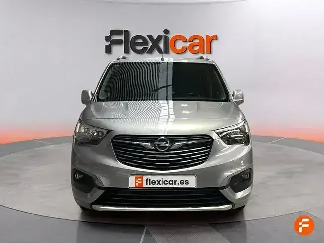 Usado Opel Combo Elegance 131 CV (96 kW) 2020 Gris Monovolumen