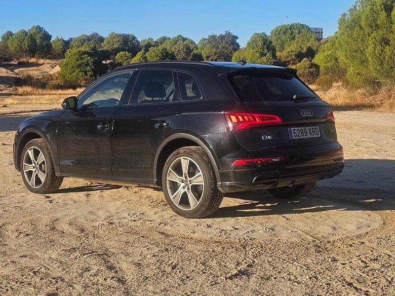 Usado Audi Q5 190 CV (139 kW) 2018 Negro SUV
