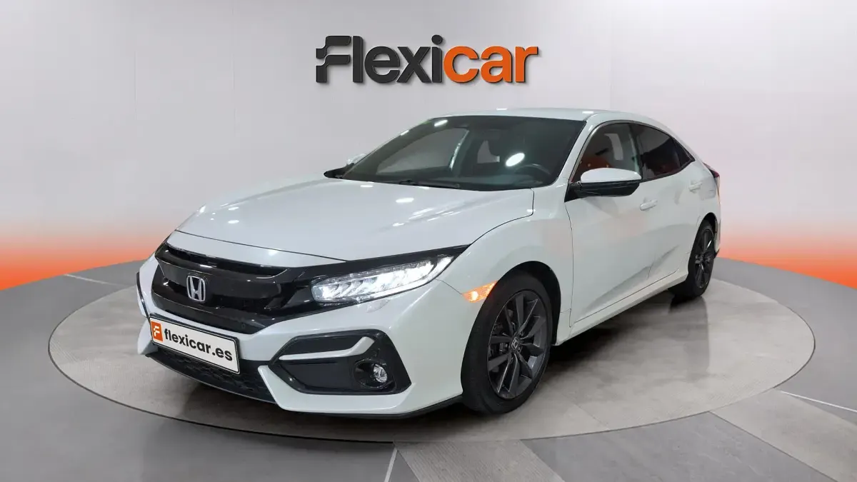 Usado Honda Civic Elegance 126 CV (92 kW) 2022 Blanco Berlina