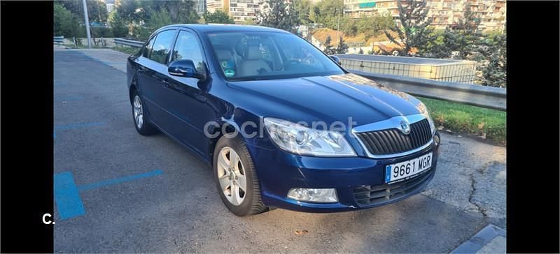 Azul Usado 2009 Skoda Octavia Elegance Berlina | 6999 € (Precio justo) - Imagen 1/4