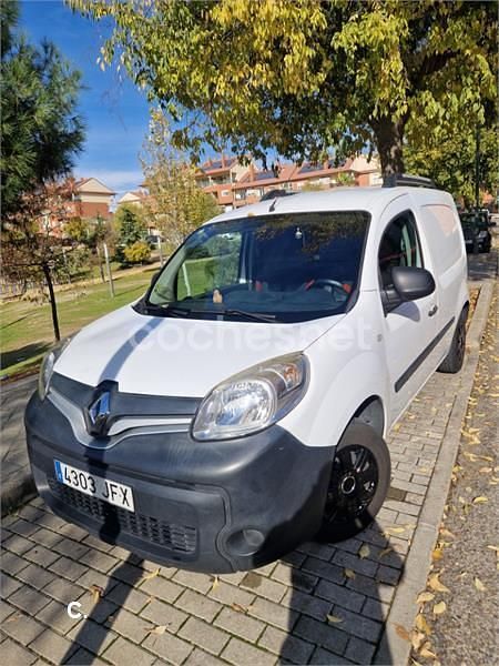 Usado Renault Kangoo 105 CV (77 kW) 2010 Blanco Monovolumen