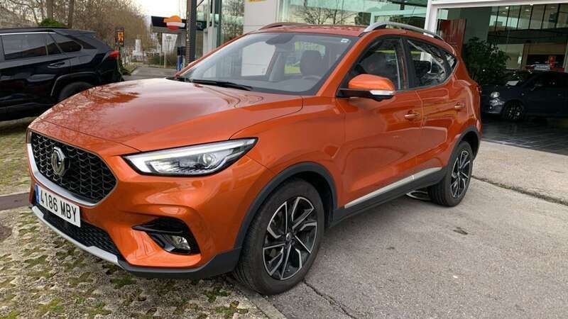 Naranja Usado 2022 MG ZS Luxury Berlina | 18.900 € (Caro) - Imagen 1/4