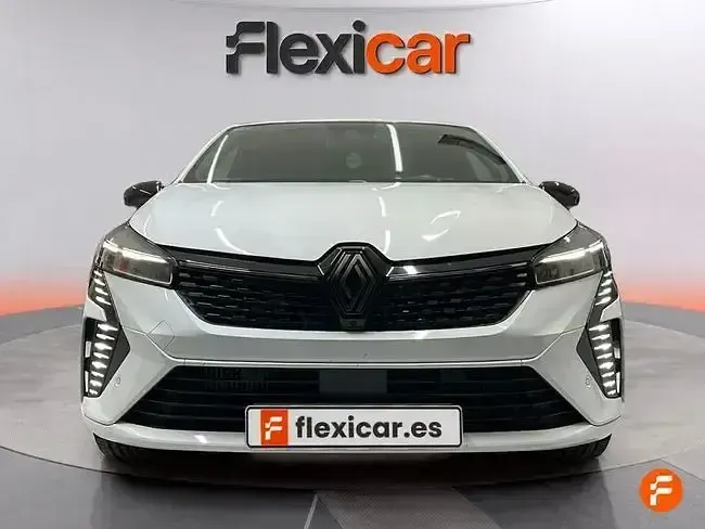 Usado Renault Clio Equilibre 100 CV (73 kW) 2023 Blanco Utilitario
