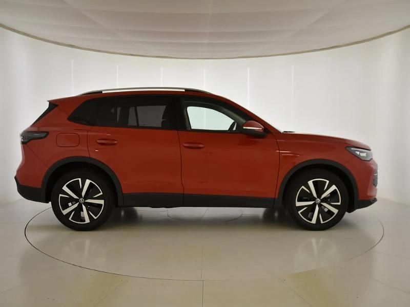 Nuevo VW Tiguan 150 CV (110 kW) 2025 Naranja SUV