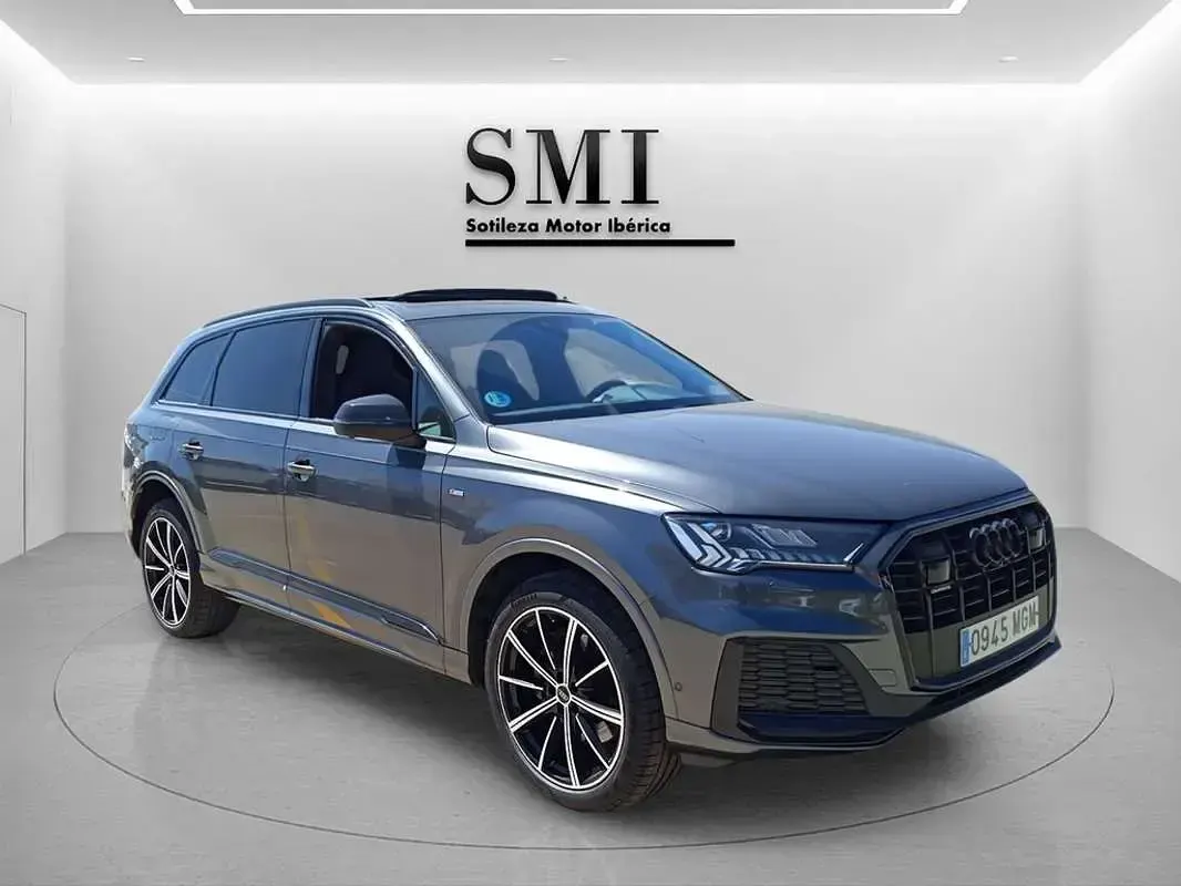 Usado Audi Q7 231 CV (169 kW) 2023 Gris SUV