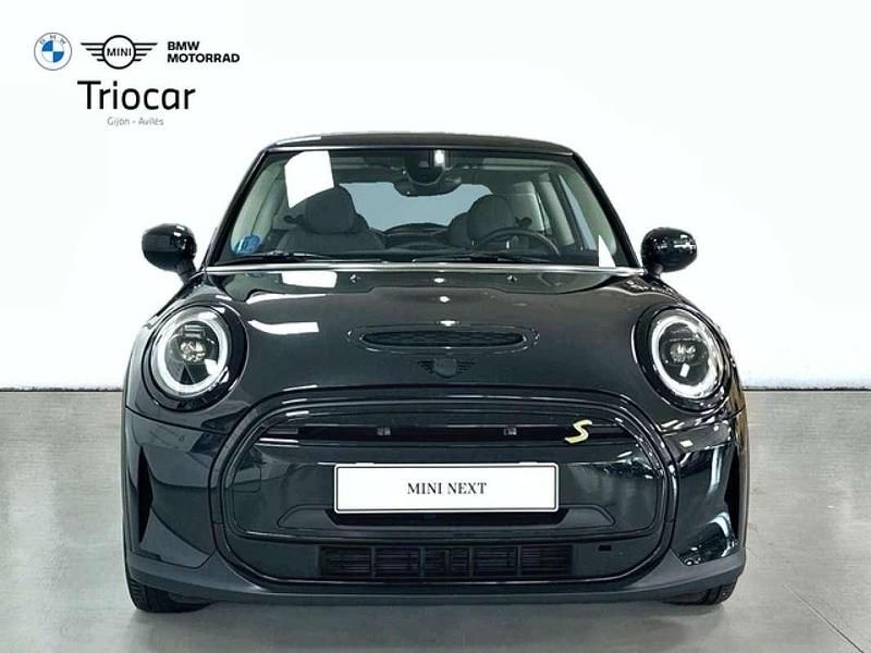 Usado Mini Cooper SE 135 kW (184 CV) 2023 Negro Utilitario