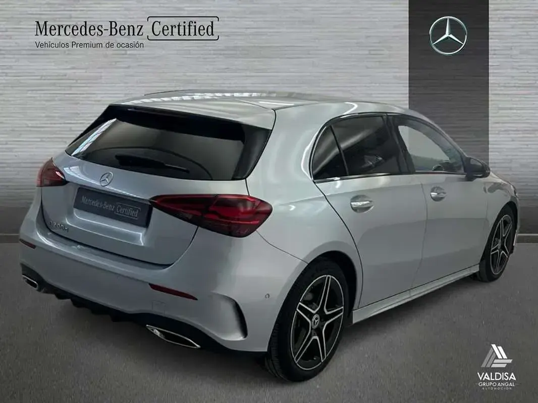 Usado Mercedes A200 150 CV (110 kW) 2025 Berlina