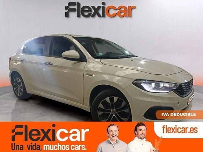 Usado Fiat Tipo Cross 95 CV (69 kW) 2021 Blanco