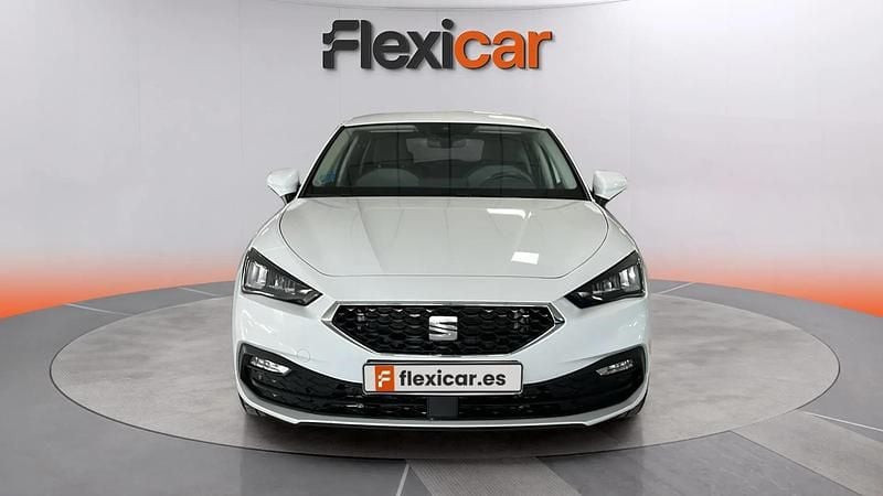 Usado Seat Leon FR 204 CV (150 kW) 2025 Blanco Berlina