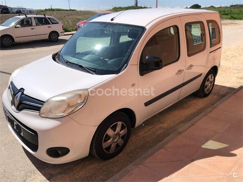 Blanco Usado 2016 Renault Kangoo Monovolumen | 9000 € (Precio justo) - Imagen 1/4