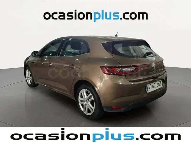 Usado Renault Mégane III Intens 90 CV (66 kW) 2016 Marrón Berlina
