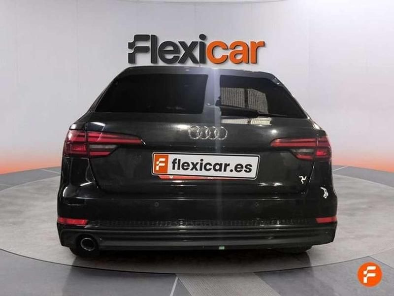 Usado Audi A4 Advanced 150 CV (110 kW) 2019 Negro Familiar