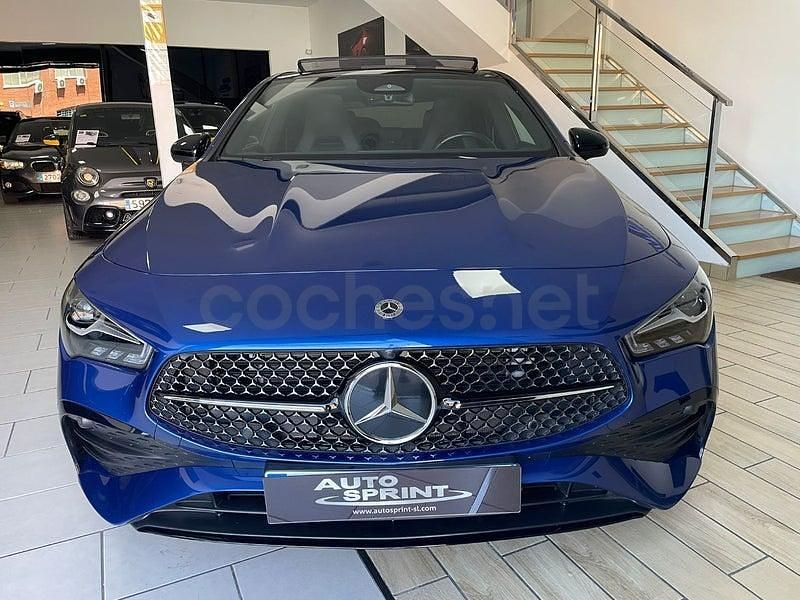 Usado Mercedes CLA220 190 CV (139 kW) 2024 Azul Berlina